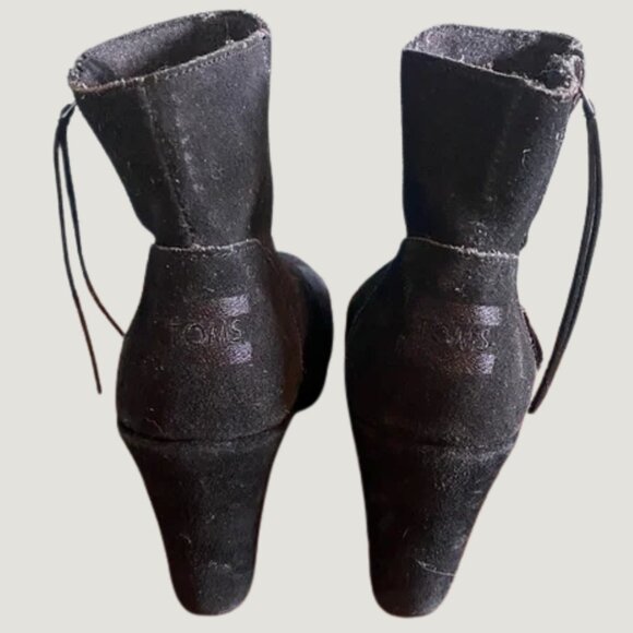 94. TOMS Desert Wedge Boots in Size 9.5 Black - Picture 3 of 4